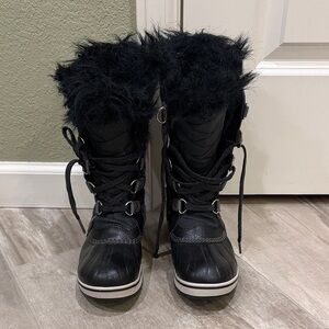 Sorel Kids Black Fur-Lined Snow Boots